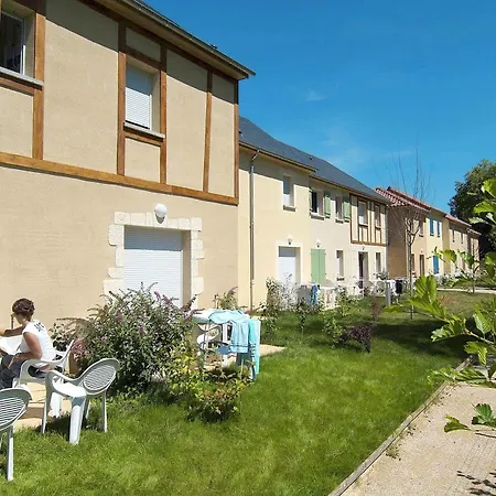 Holiday park Odalys Le Hameau Du Moulin